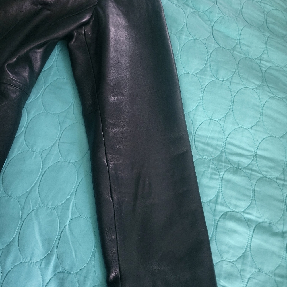 Colebrook Women's Leather Jacket - image 6